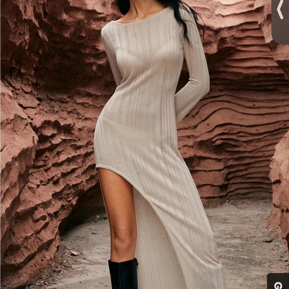 Assymetric Split Sweater Maxi Dress - Picture 7 of 7